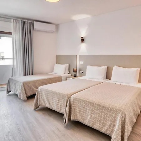 Гостьовий будинок Dianamar 3*